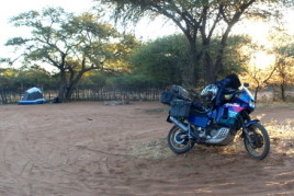 Day 9: Windhoek to Dqae Qare San Lodge